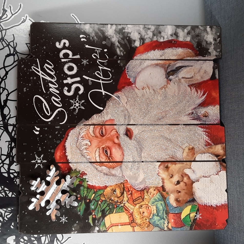 Santa Stops Here Wall Art Wood Plaque Picture Snowflake Glitter Traditional